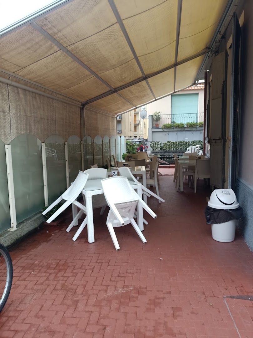 Caffè 111, Finale Ligure