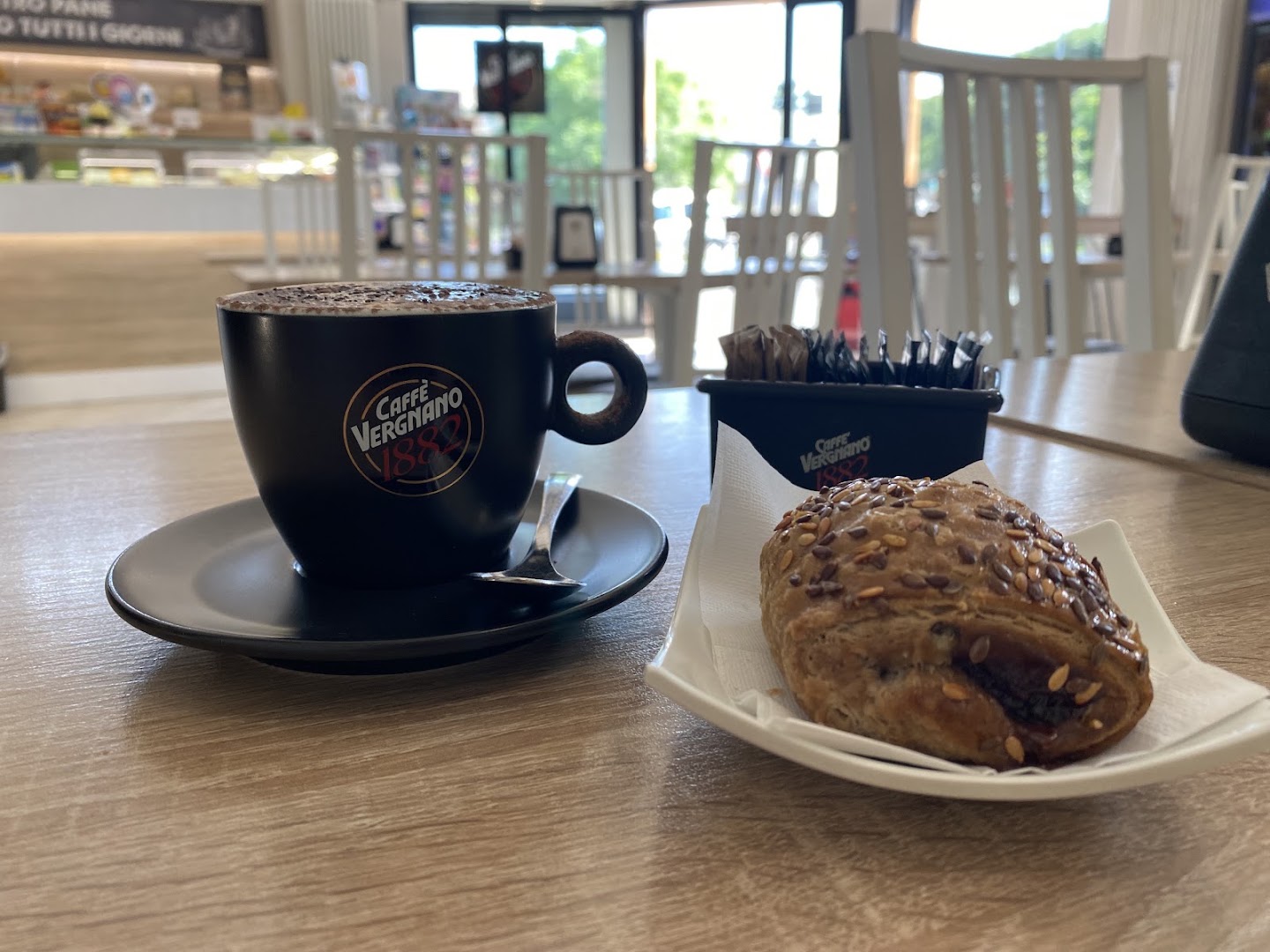 Caffè 45, Muggiò