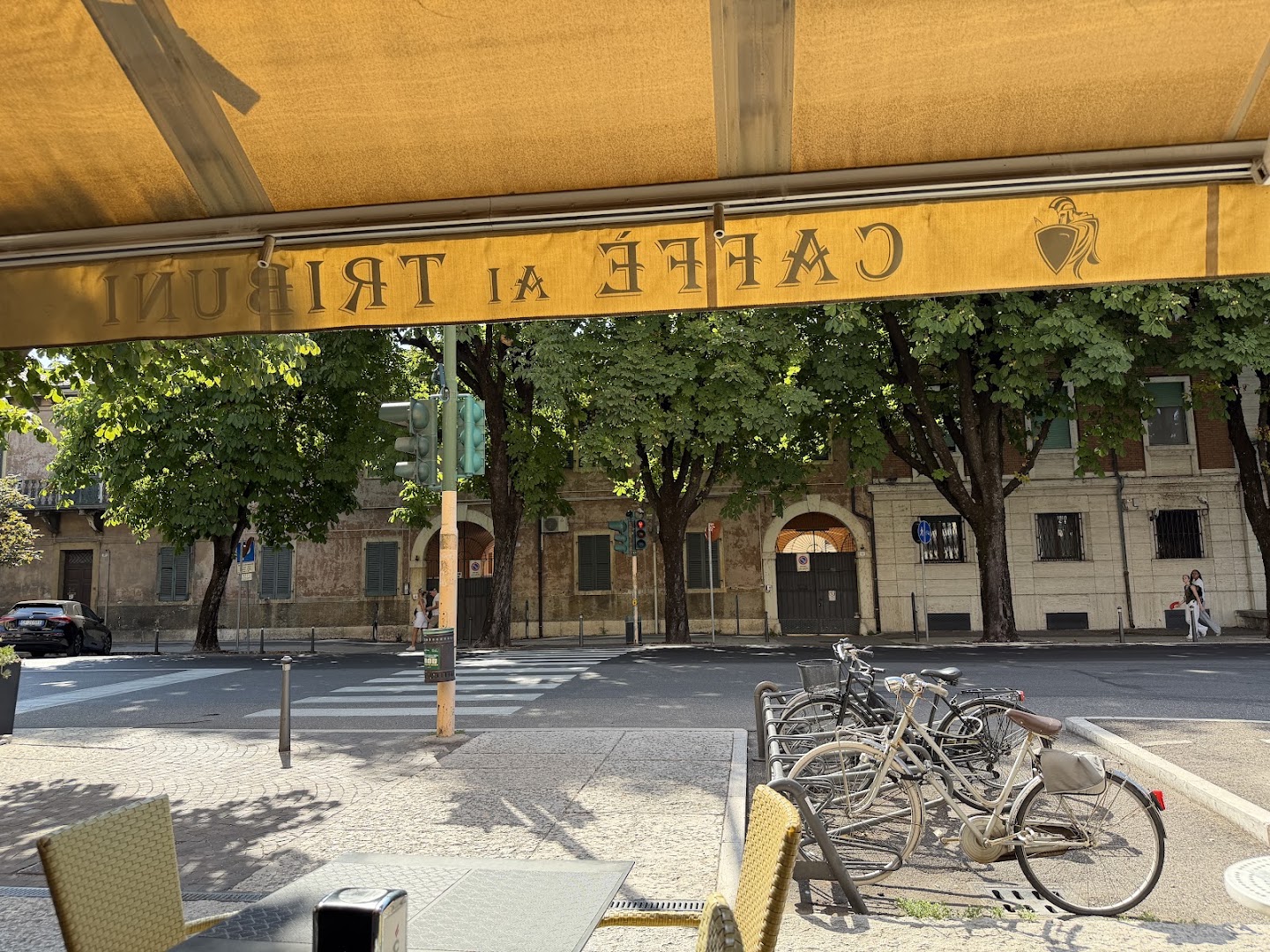 Caffè ai Tribuni