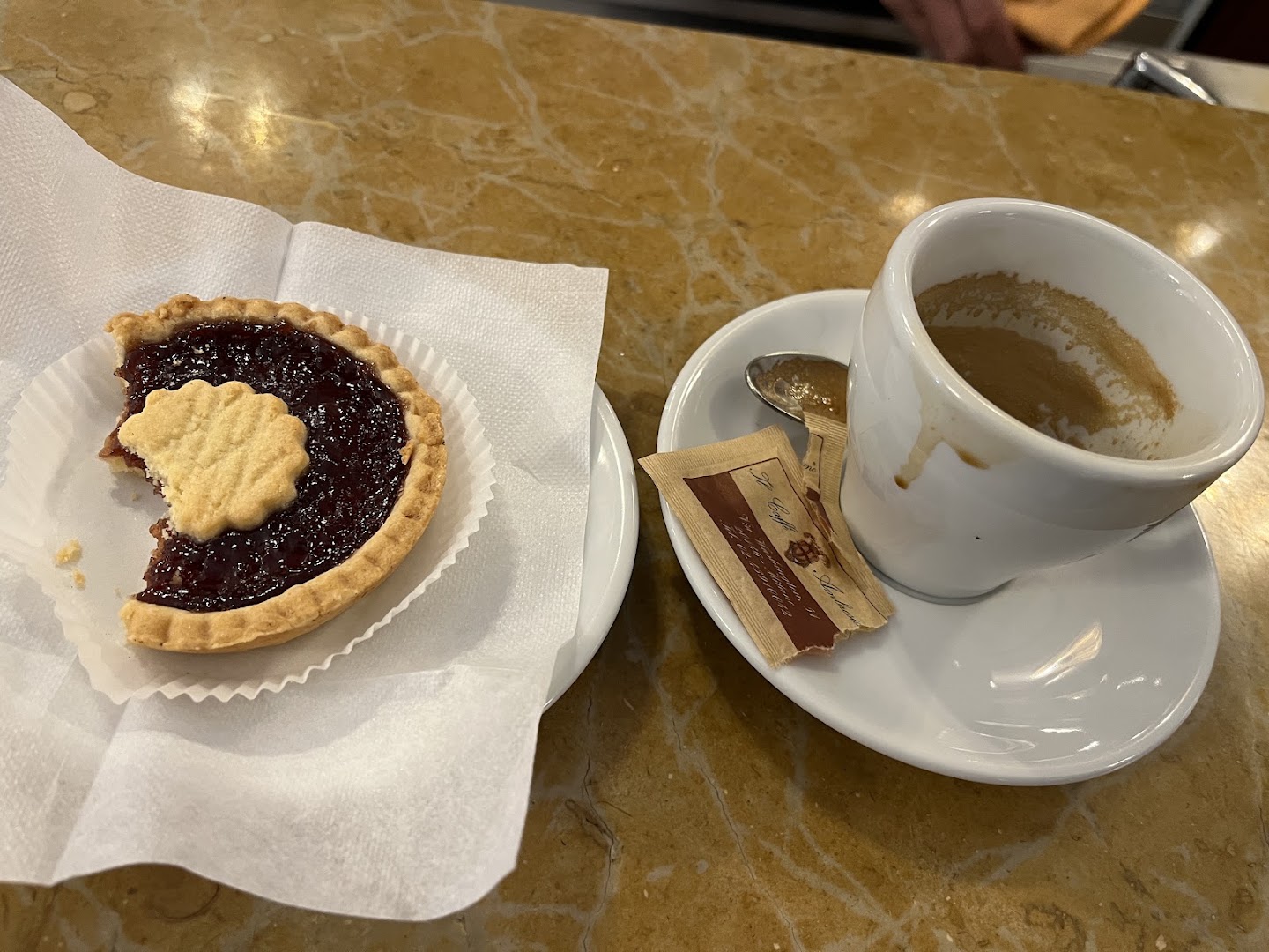 Caffè Ambrosiano, Milano