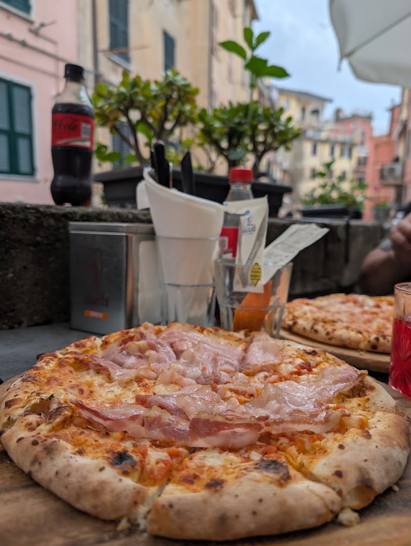 CAFFE•BISTROT "Nonna Vittoria, Riomaggiore