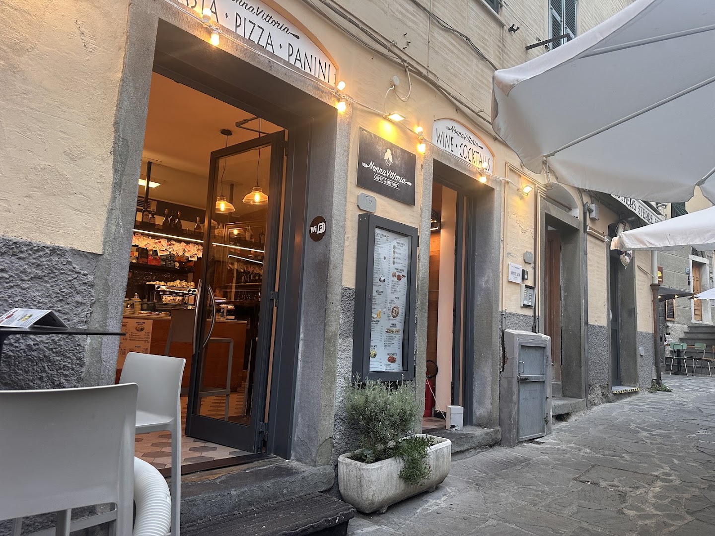 CAFFE•BISTROT "Nonna Vittoria