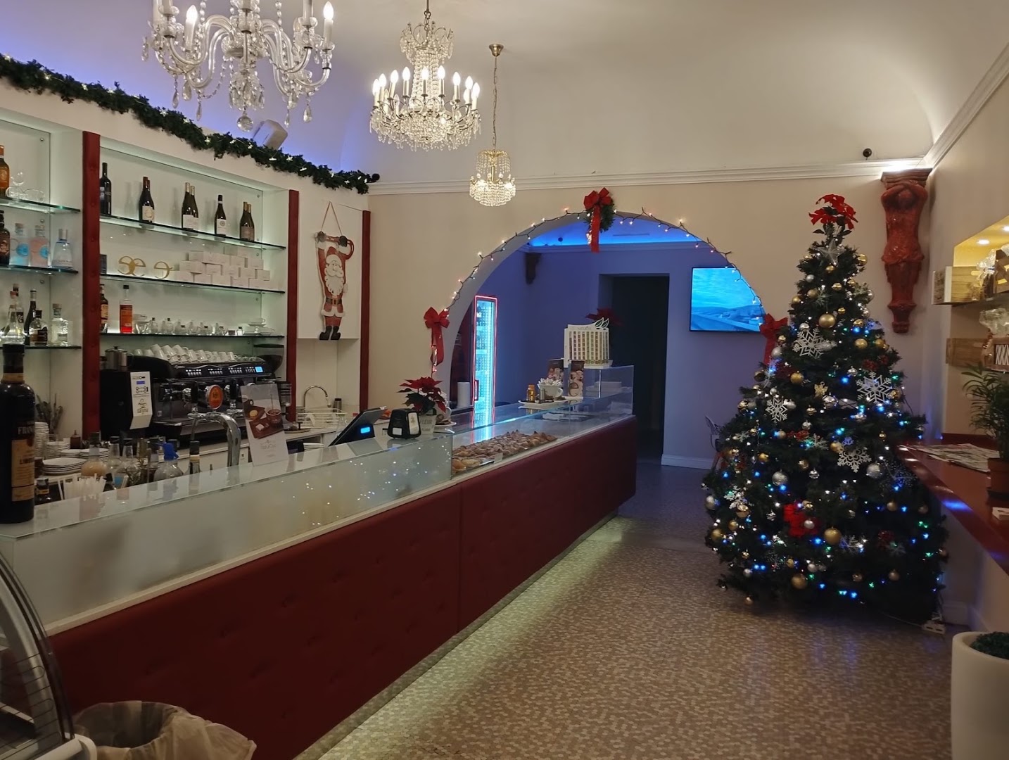 Caffè & Bistrot Piazza Leopardi