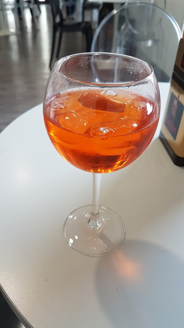 Caffè Byron