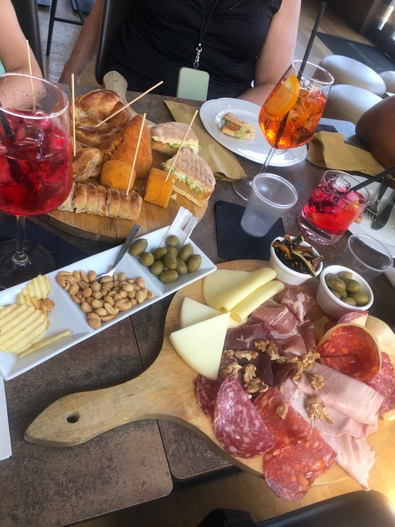 Caffè Cappuccini, Tricase