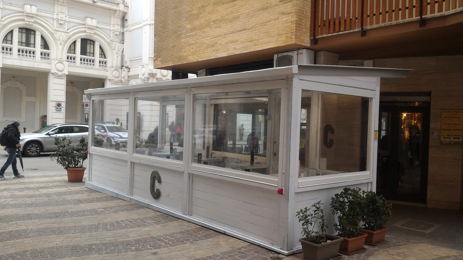 Caffè Centrale food-drink