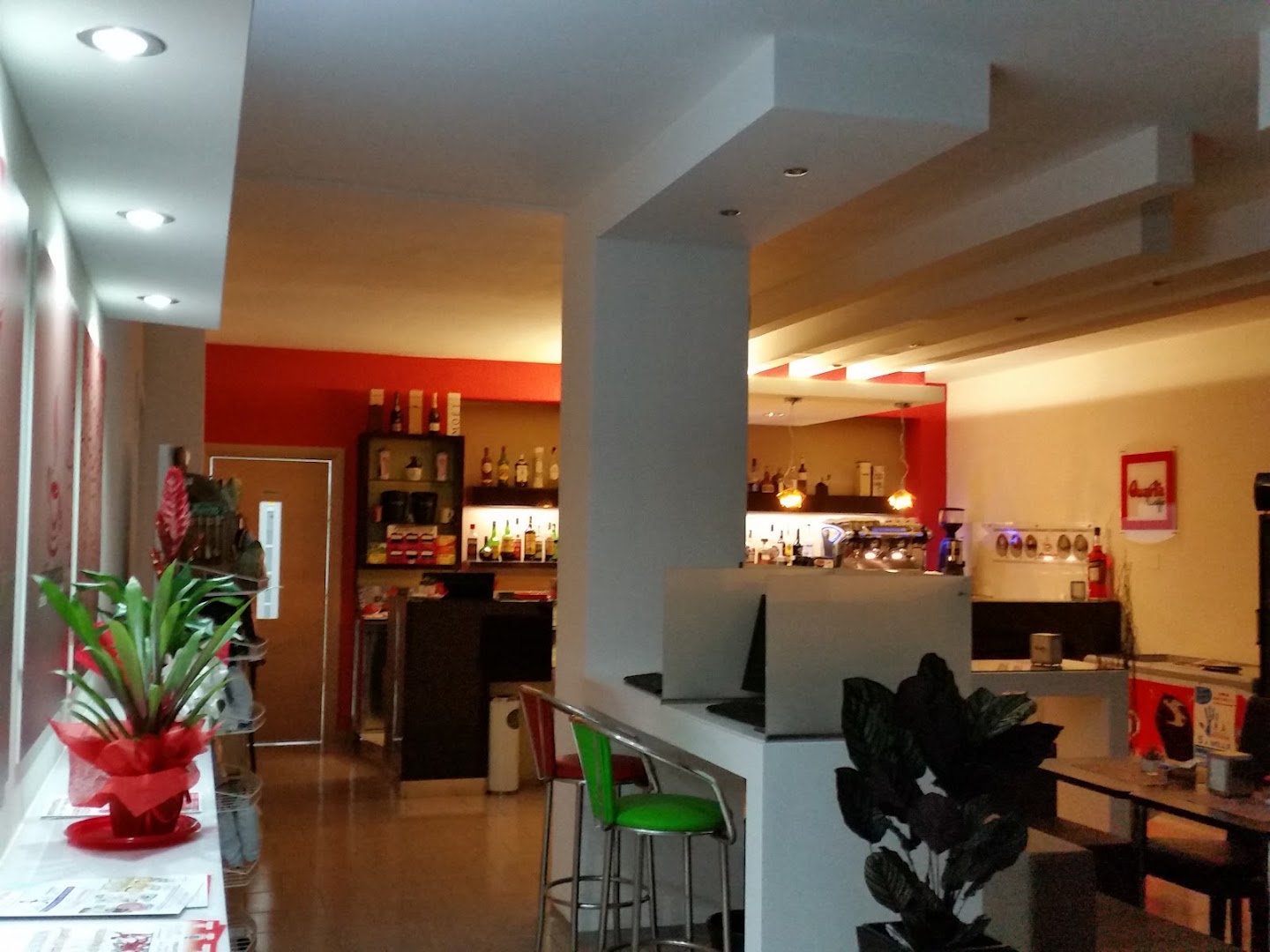 Caffè Centrale -Internet Point-