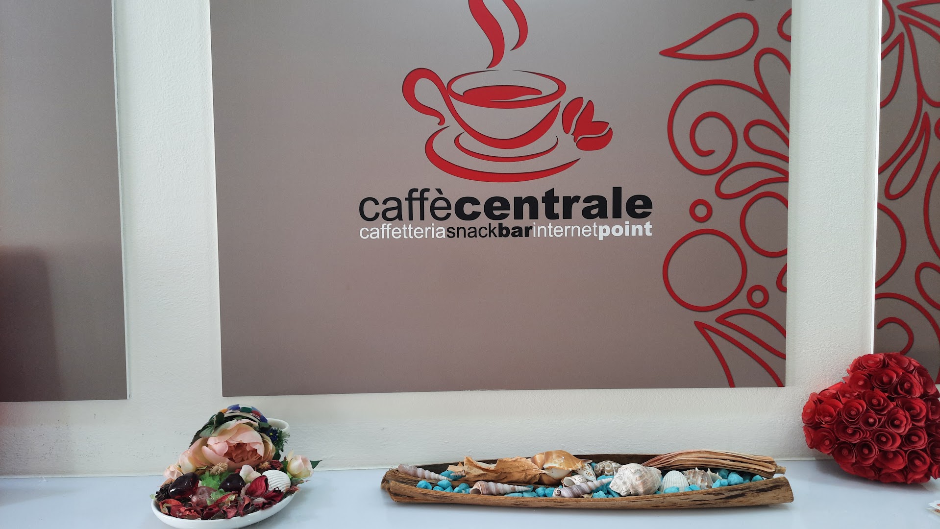 Caffè Centrale -Internet Point-