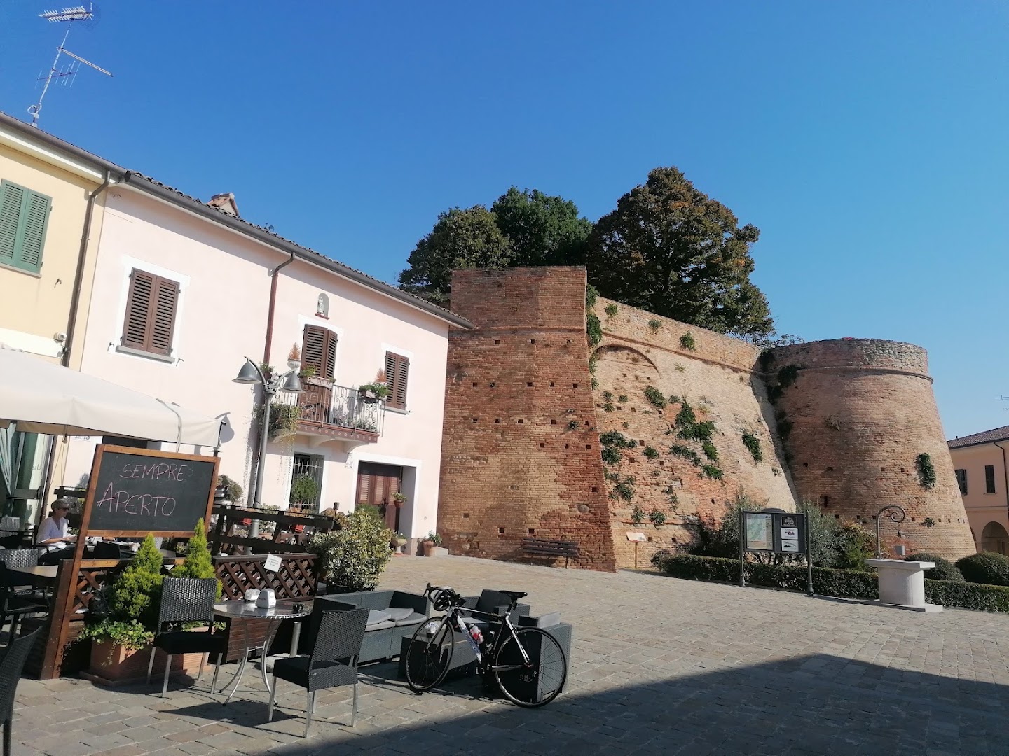 Caffe Centrale Montiano