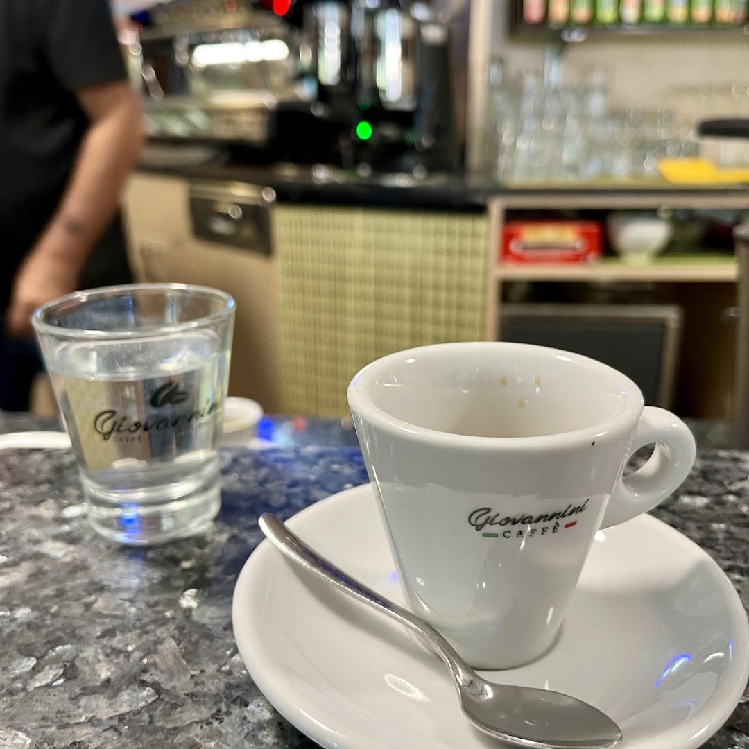 Caffè Dei Lovi Tabacchi