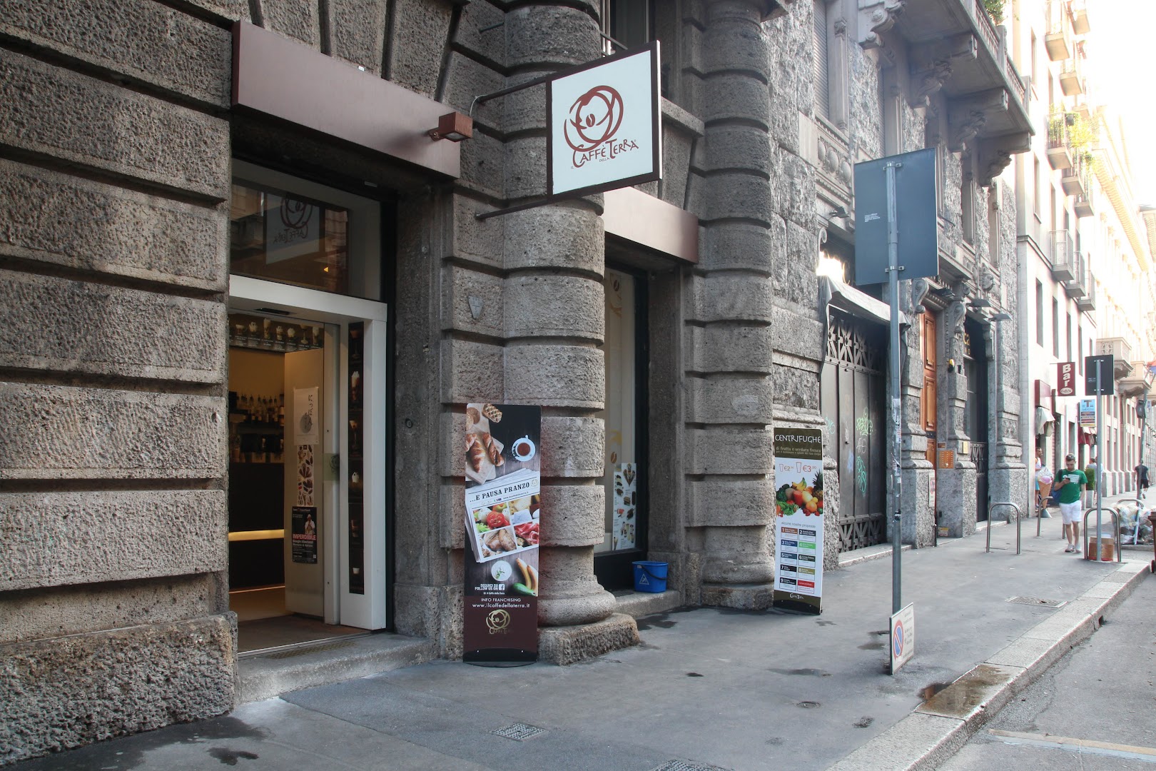 Caffè della Terra, Milano