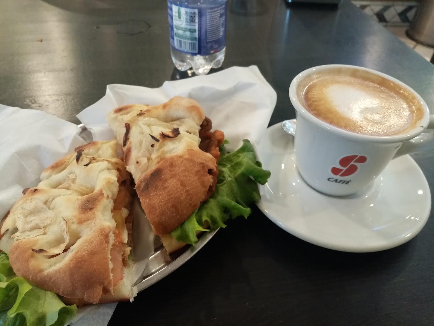 Caffe e Pausa di Musto Pamela