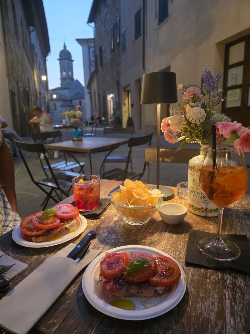 Caffe Italiano - Angolo del VIno a San Quirico d'Orcia, San Quirico d'Orcia