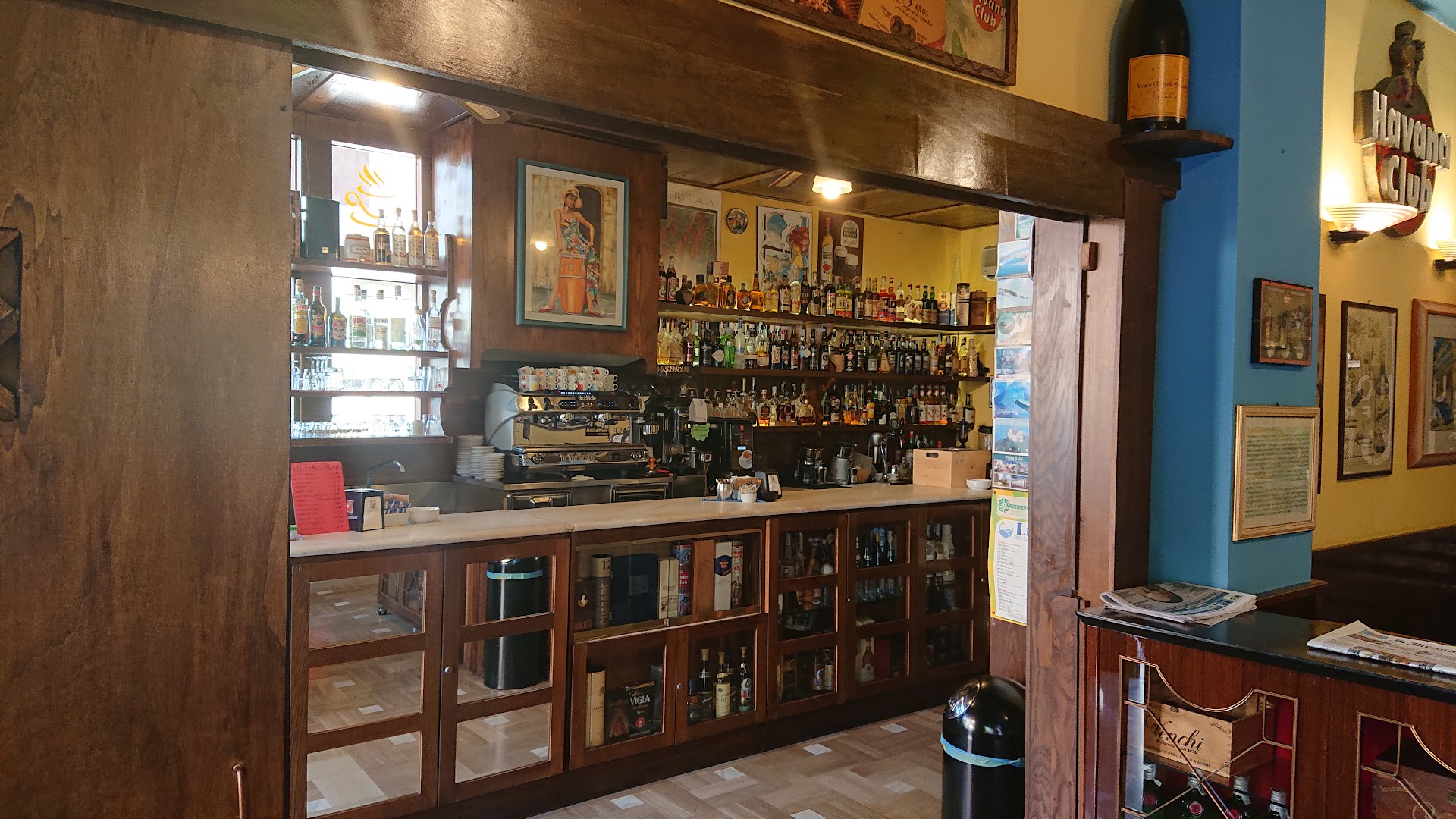 Caffe' La Bodeguita