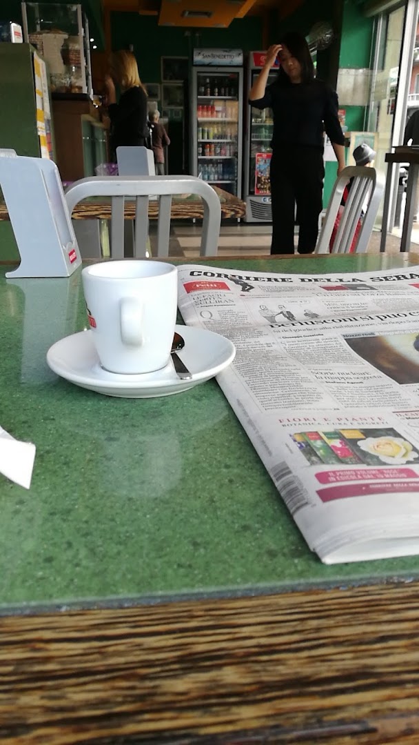 Caffè Leoni