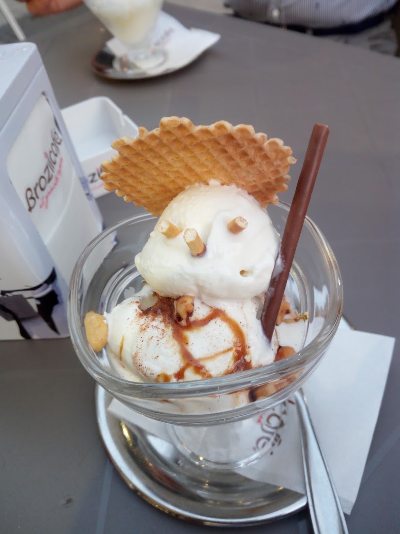 Caffe' Live