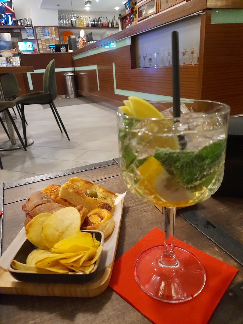 Caffe` Lucignolo, Tirano