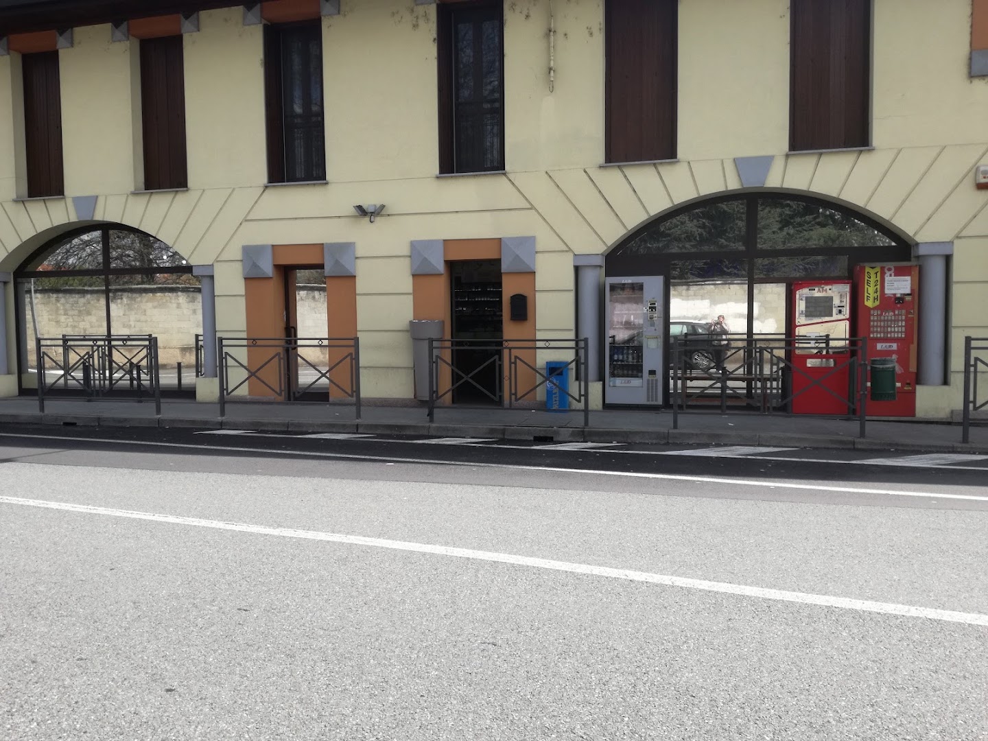Caffè Magenta