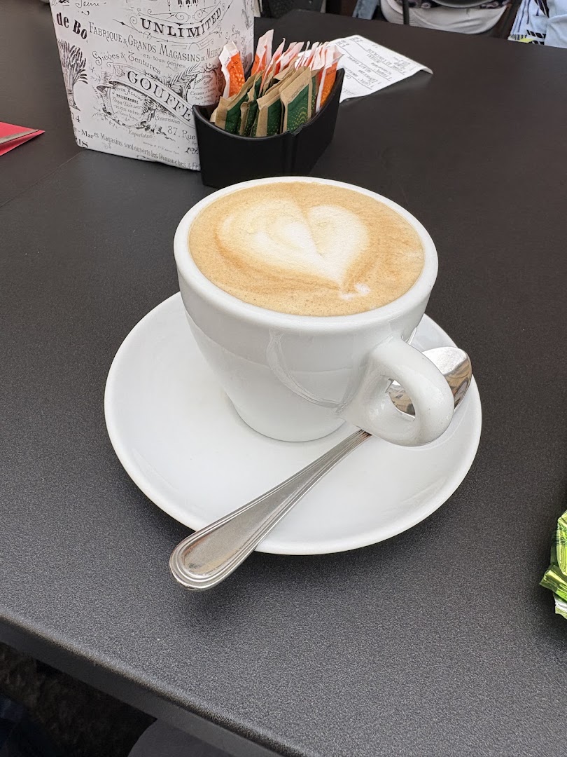 Caffe' Maya