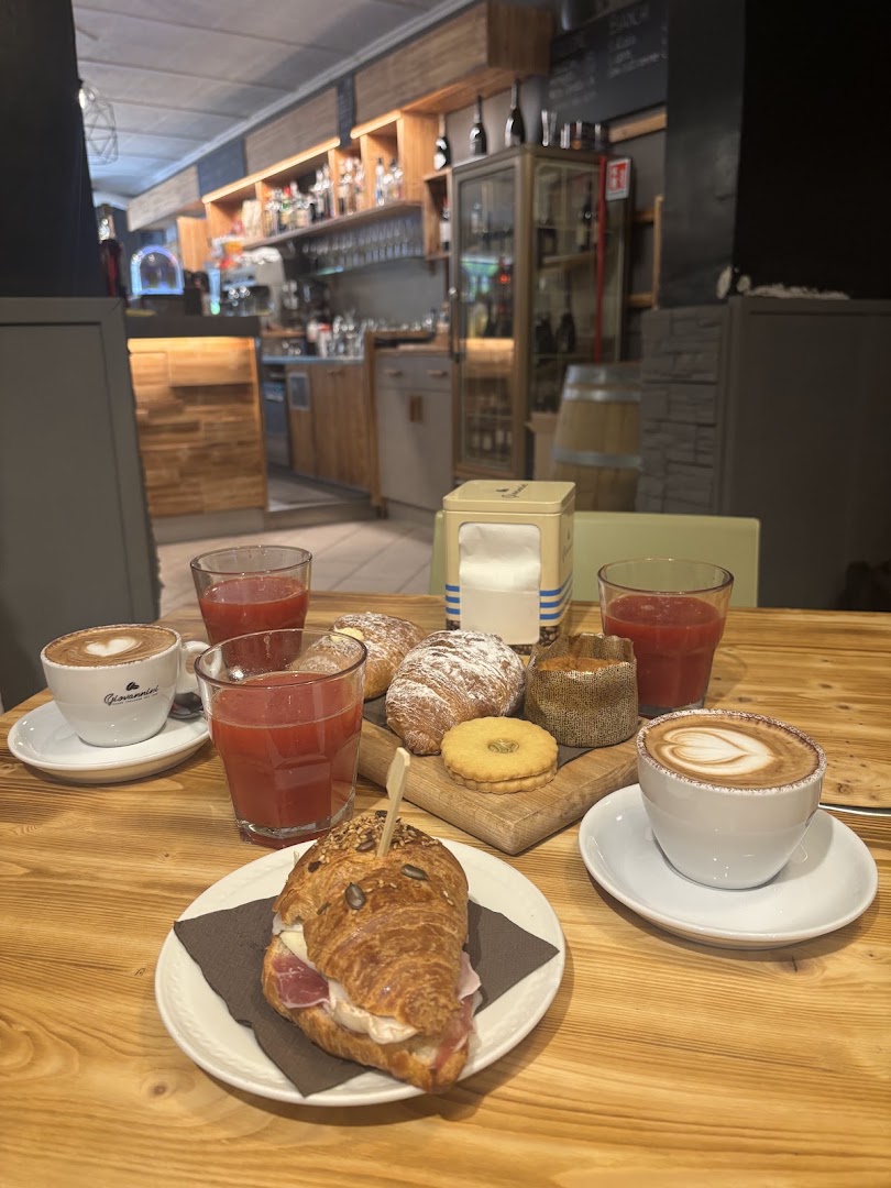 Caffè Mon Ami, Mantova