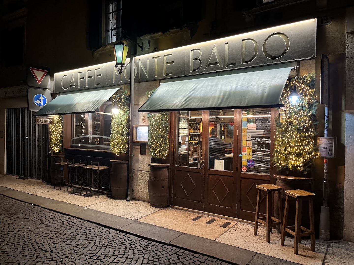 Caffè Monte Baldo - Osteria tipica e Ristorante