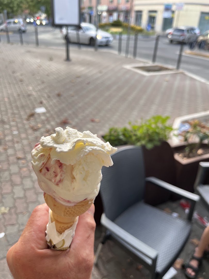 Caffè Nazionale Gelateria Artigianale, Civitavecchia