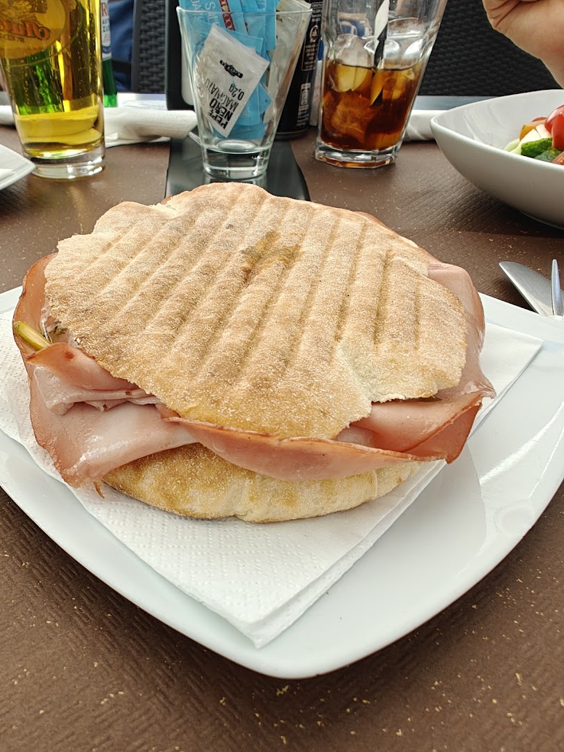 Caffè Paisiello - Food & drink