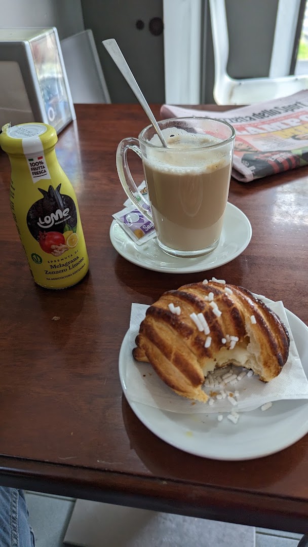 Caffè Pasticceria Maga, Busto Arsizio