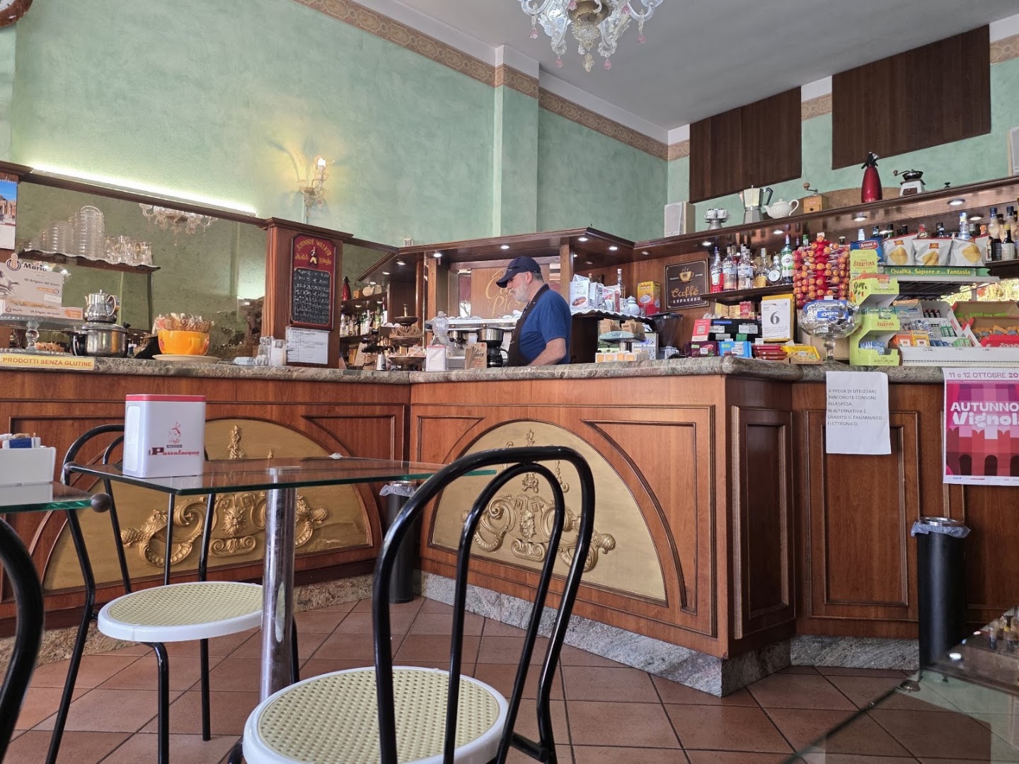 Caffe' Plessi, Vignola