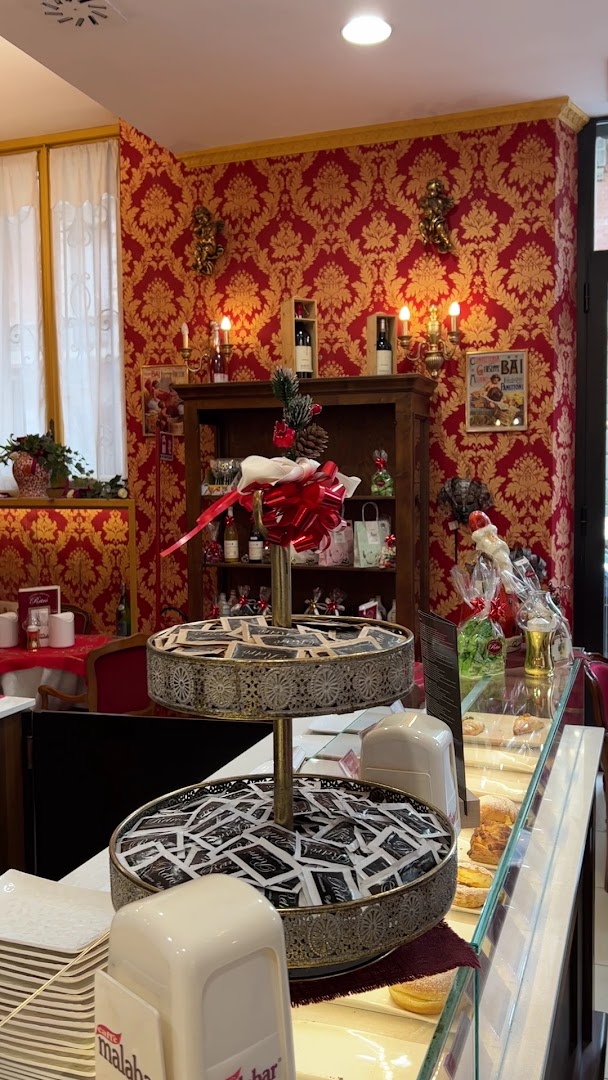 CAFFE RETRO' | Caffetteria | Bar | Colazione | Aperitivi Crocetta |