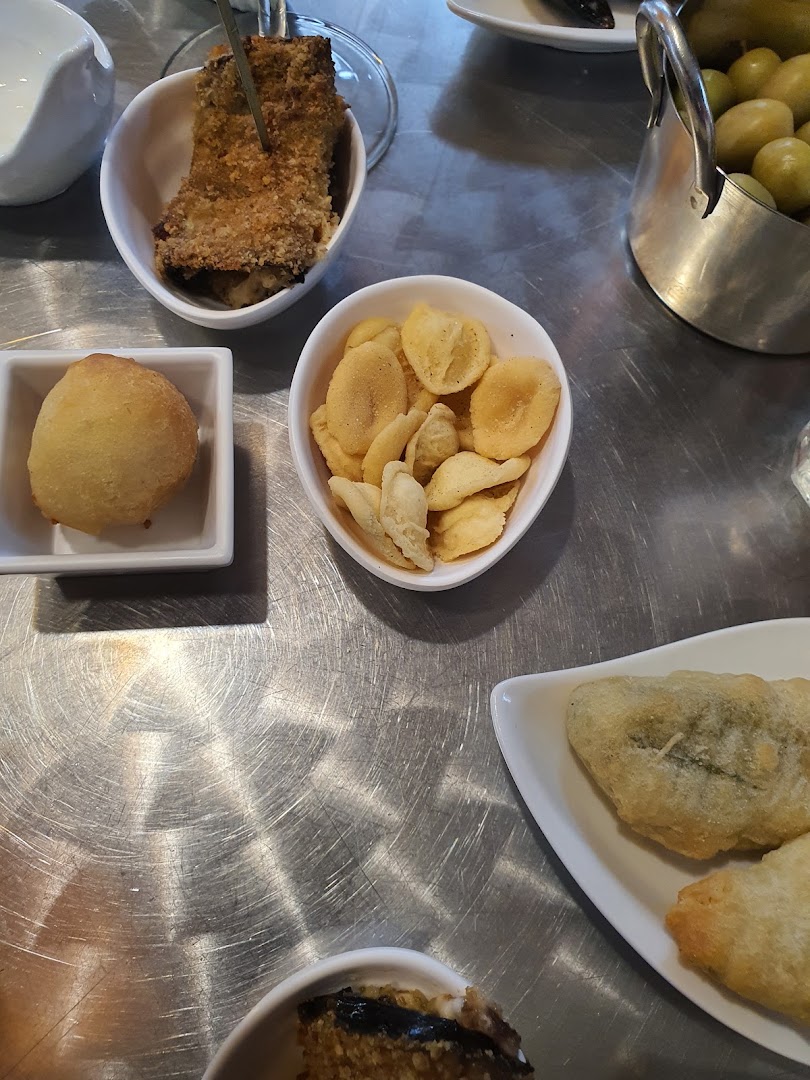 Caffeina ( Caffetteria e Pasticceria )