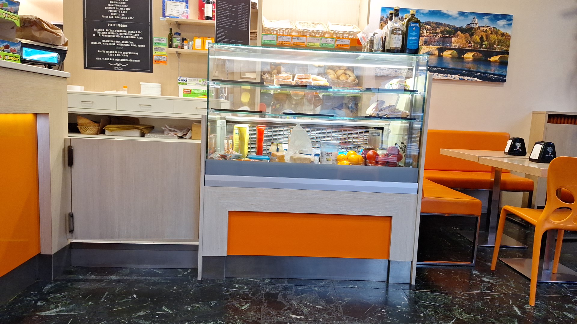 Caffetteria Bar...Donecchia