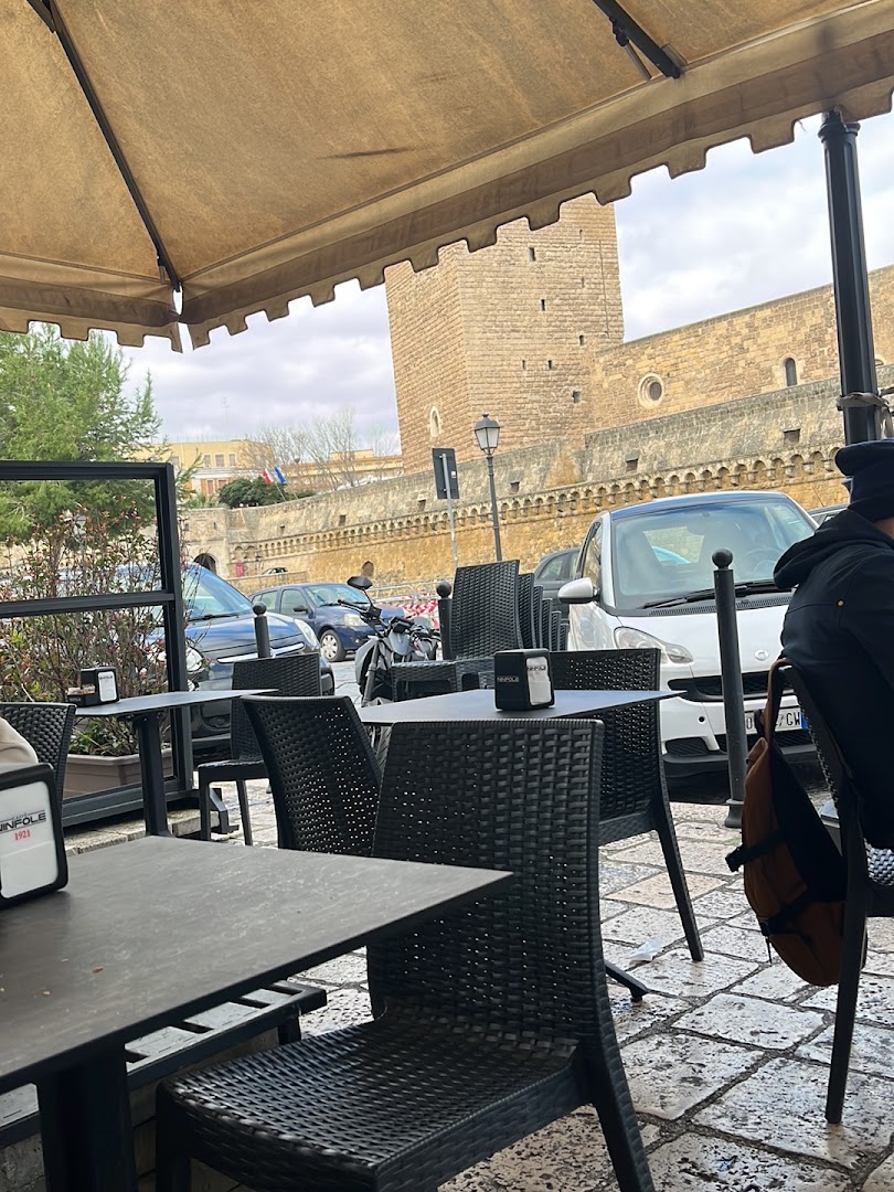 Caffetteria , Cucina Tipica., Bari