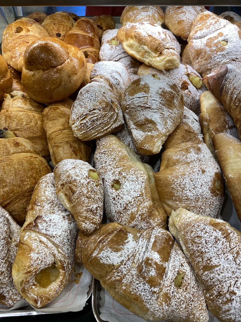 Caffetteria , Cucina Tipica.