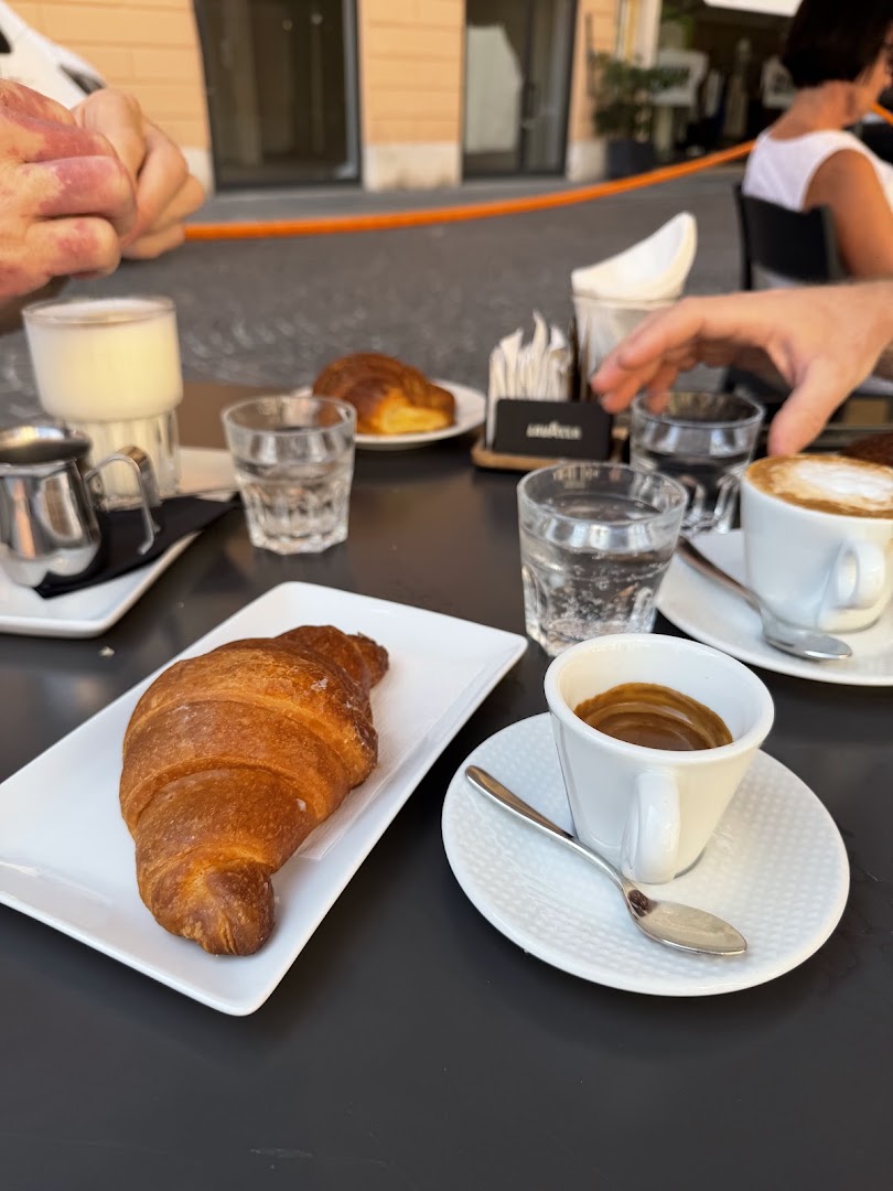 CAFFETTERIA DROGHERIA GIUSTI - Gompagnia dei Giusti srl