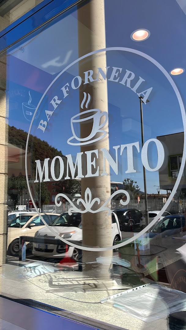 Caffetteria e Forneria Momento
