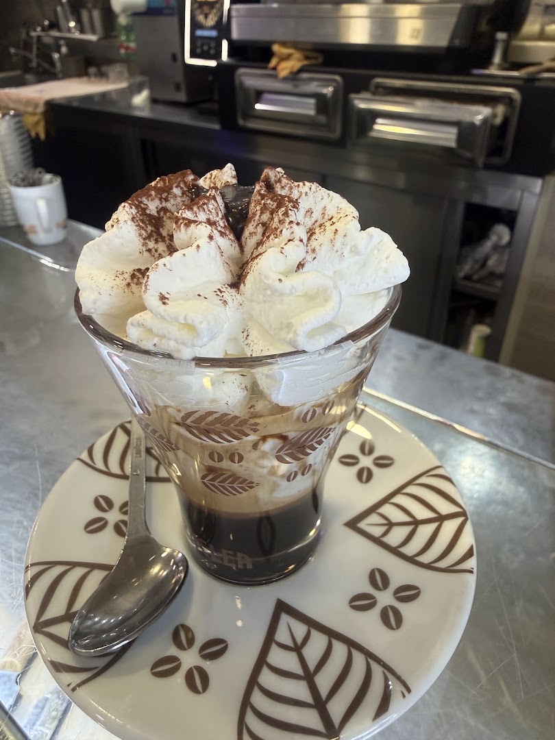 Caffetteria e Gelateria "Crema & Cioccolato"