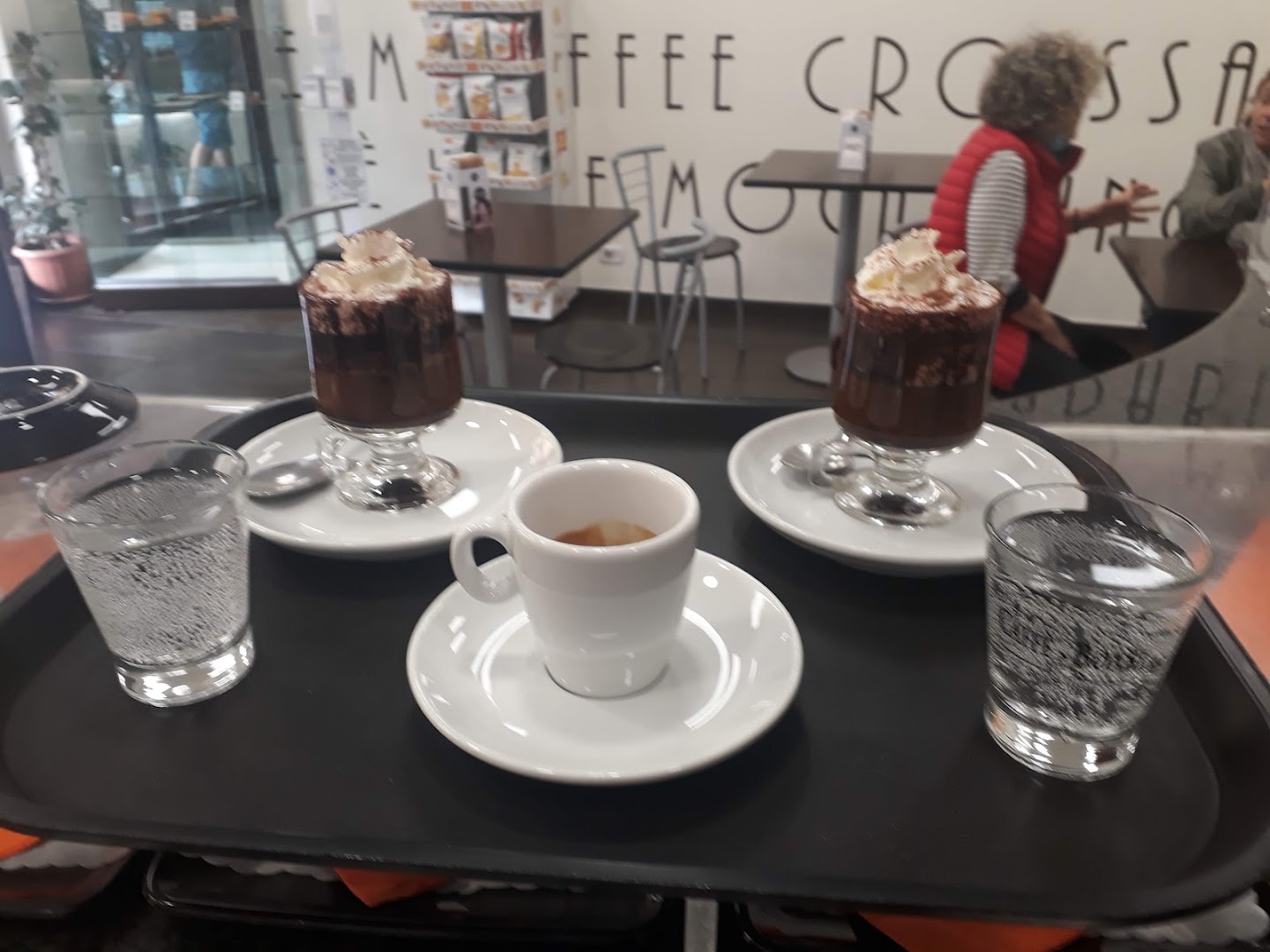 Caffetteria Manhattan, Bari