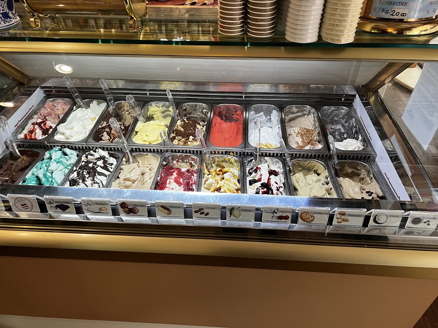 Caffetteria pasticceria gelateria Millevoglie