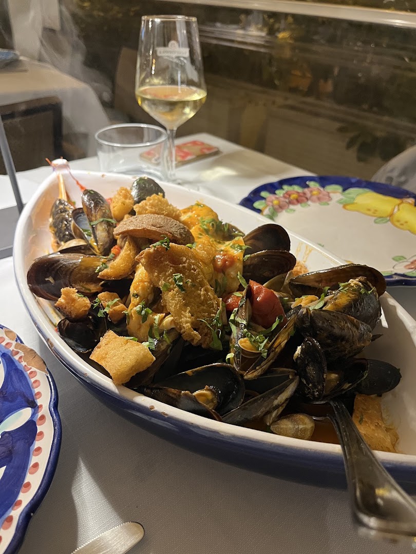 Caffe Internazionale Restaurant