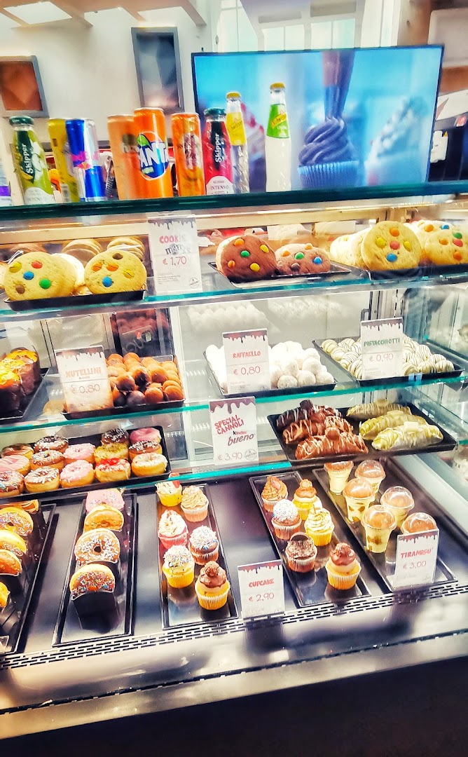 Cagliostro Bakery