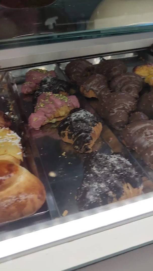 Cairoli Bakery - Pasticceria, Caffetteria, Ristorante e Wine Bar