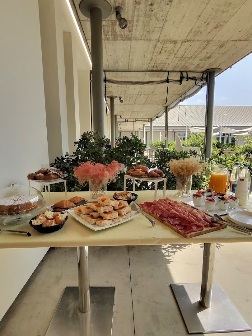 Cake L Hub, Milano