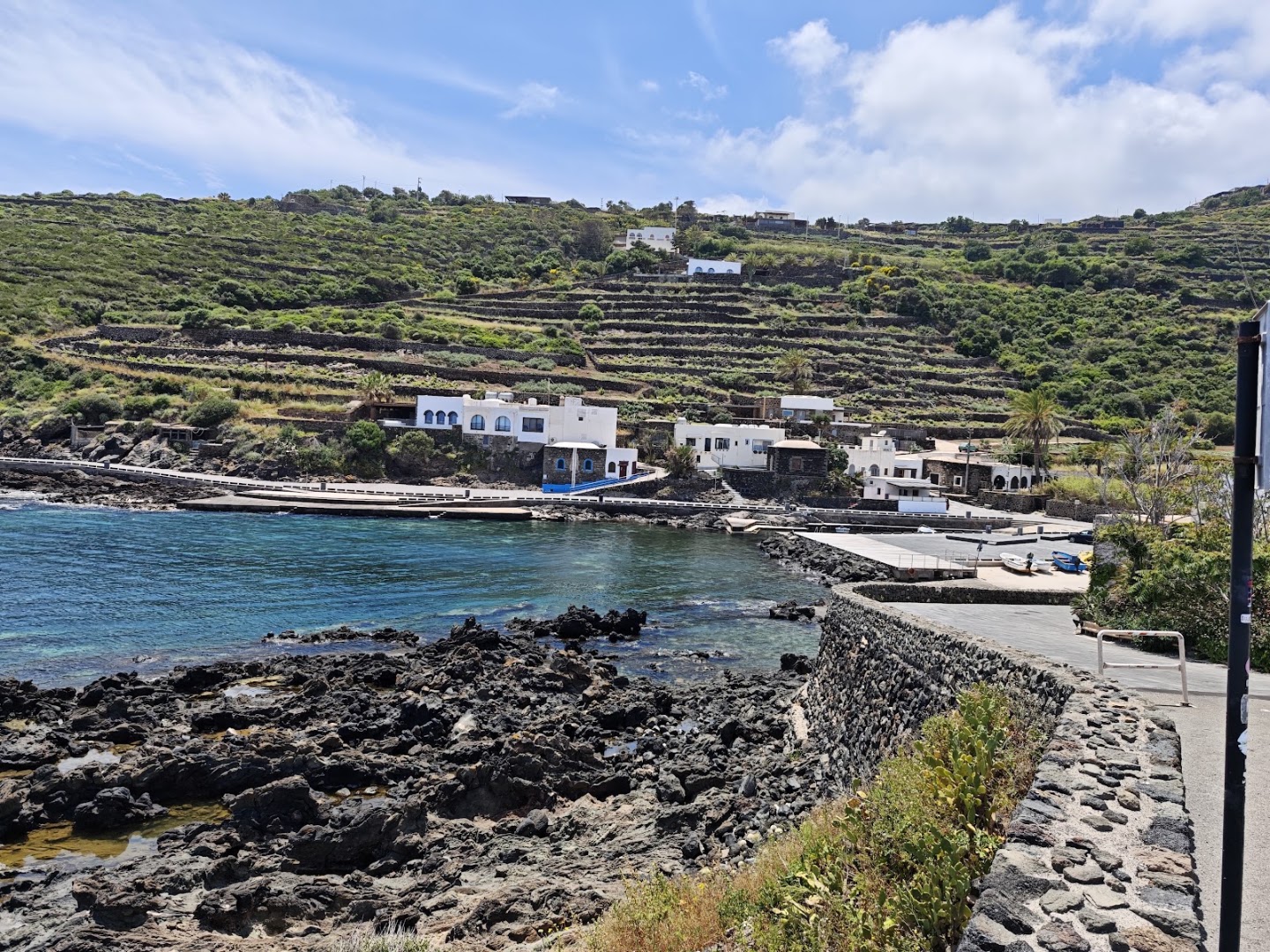 Cala Gadir di Gianluca Salerno, Zorro e Famiglia