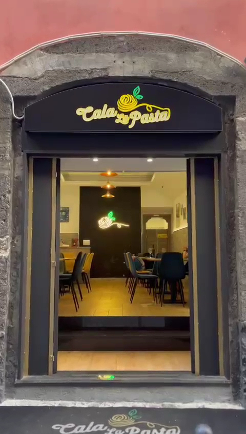 Cala La Pasta, Napoli