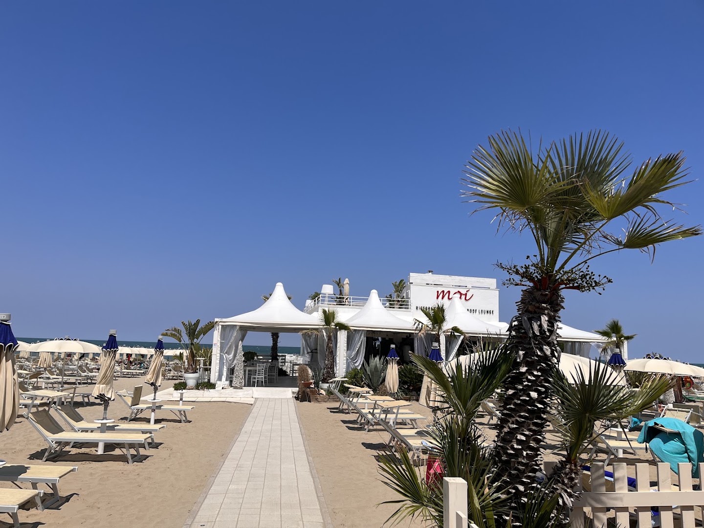 Calypso Beach - Spiaggia con piscina riscaldata e idromassaggio