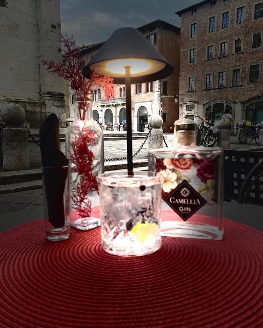 Camellia Gin Tuscany