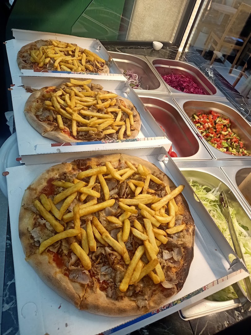 Camerlata kebab pizza