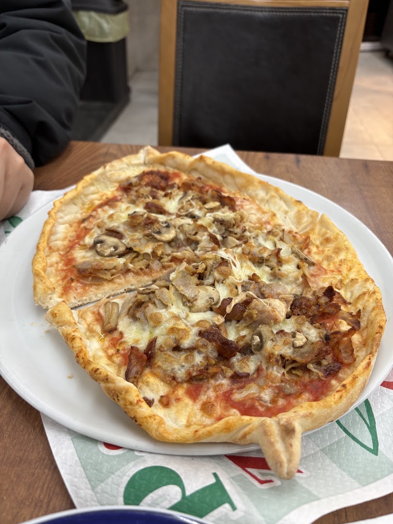 Camerlata kebab pizza