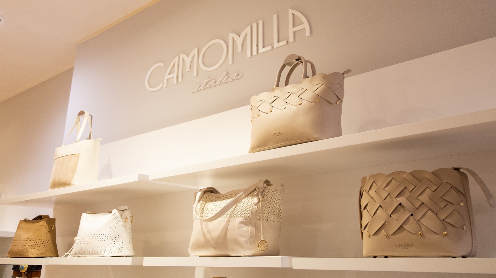 Camomilla Italia